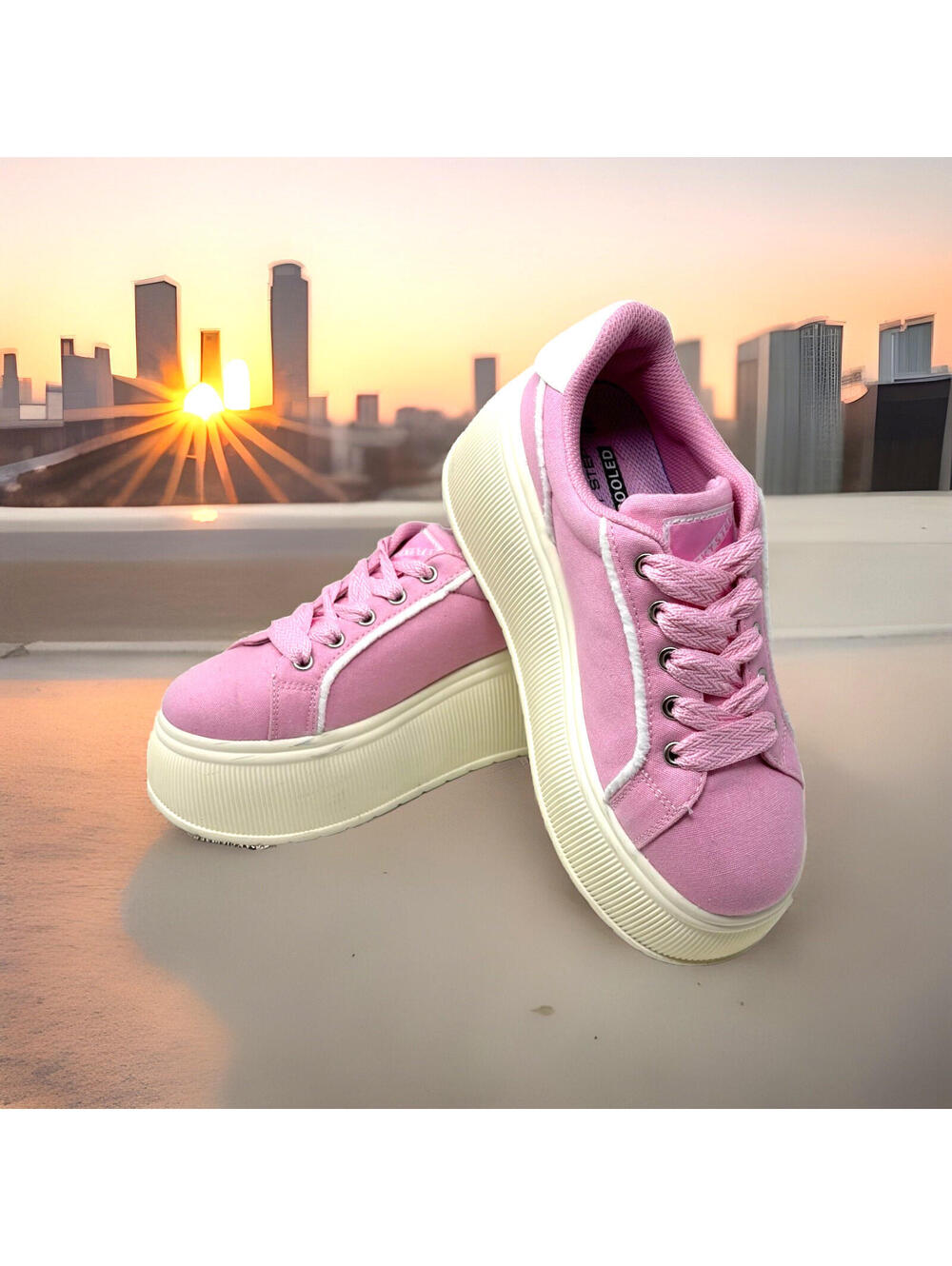 Lucky Step Platform Women’s Sneakers Bright Pink & White Size 7